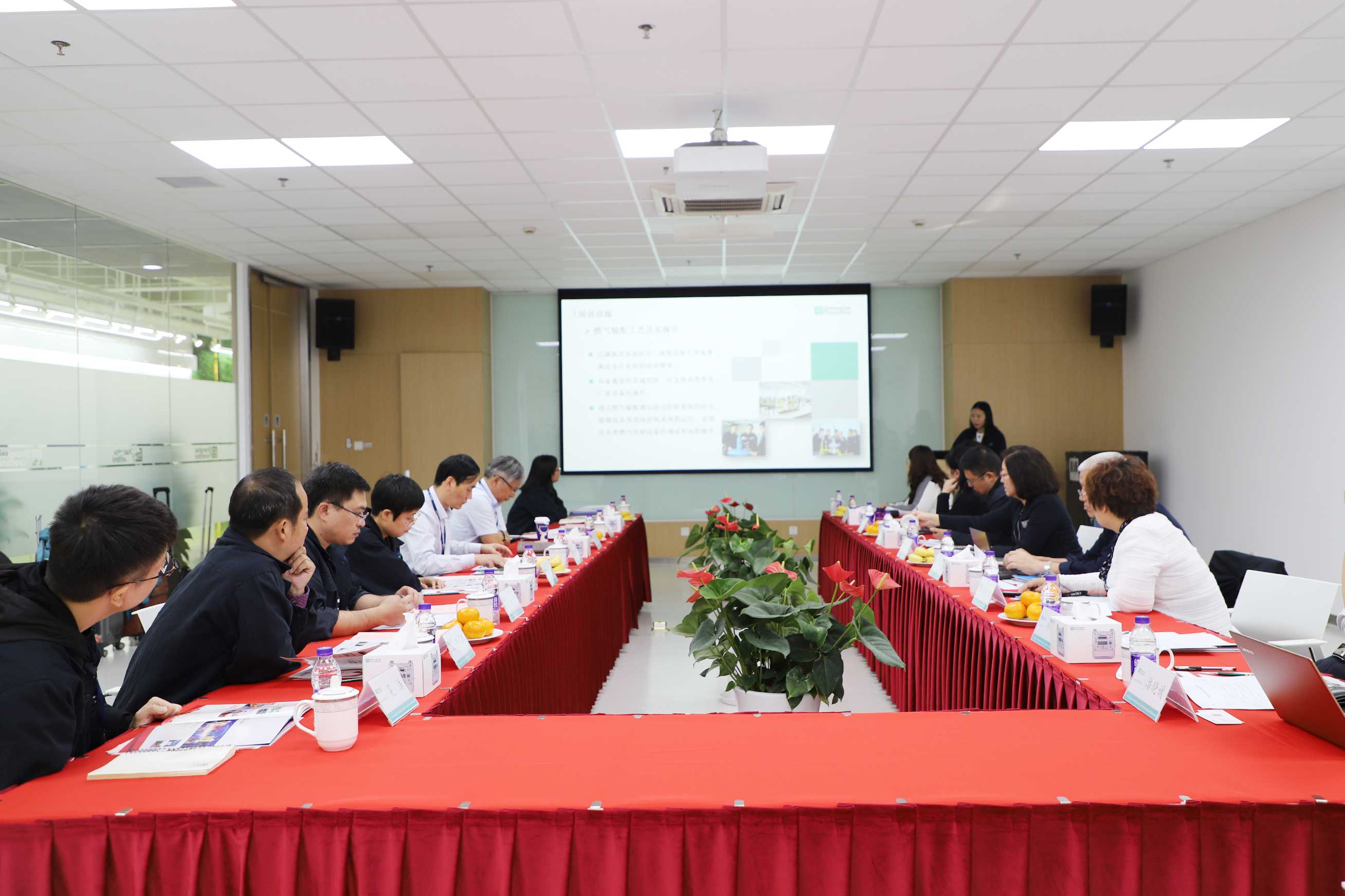 中燃协培训委专家组调研指导上海飞奥培训基地 - 新闻中心 - 上海飞奥燃气设备有限公司