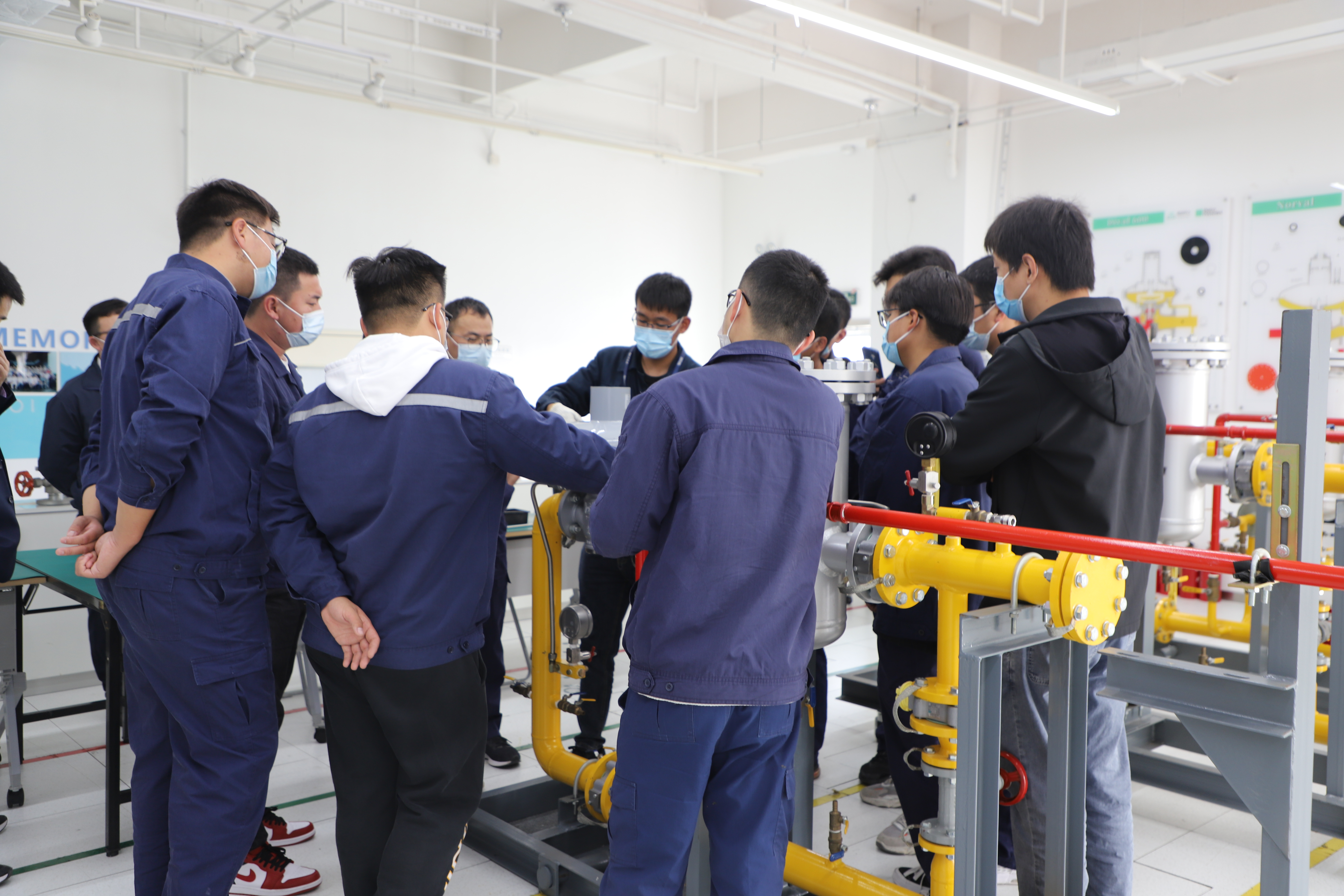 港华集团认可调压工取证培训在上海飞奥正式开班 - 新闻中心 - 上海飞奥燃气设备有限公司