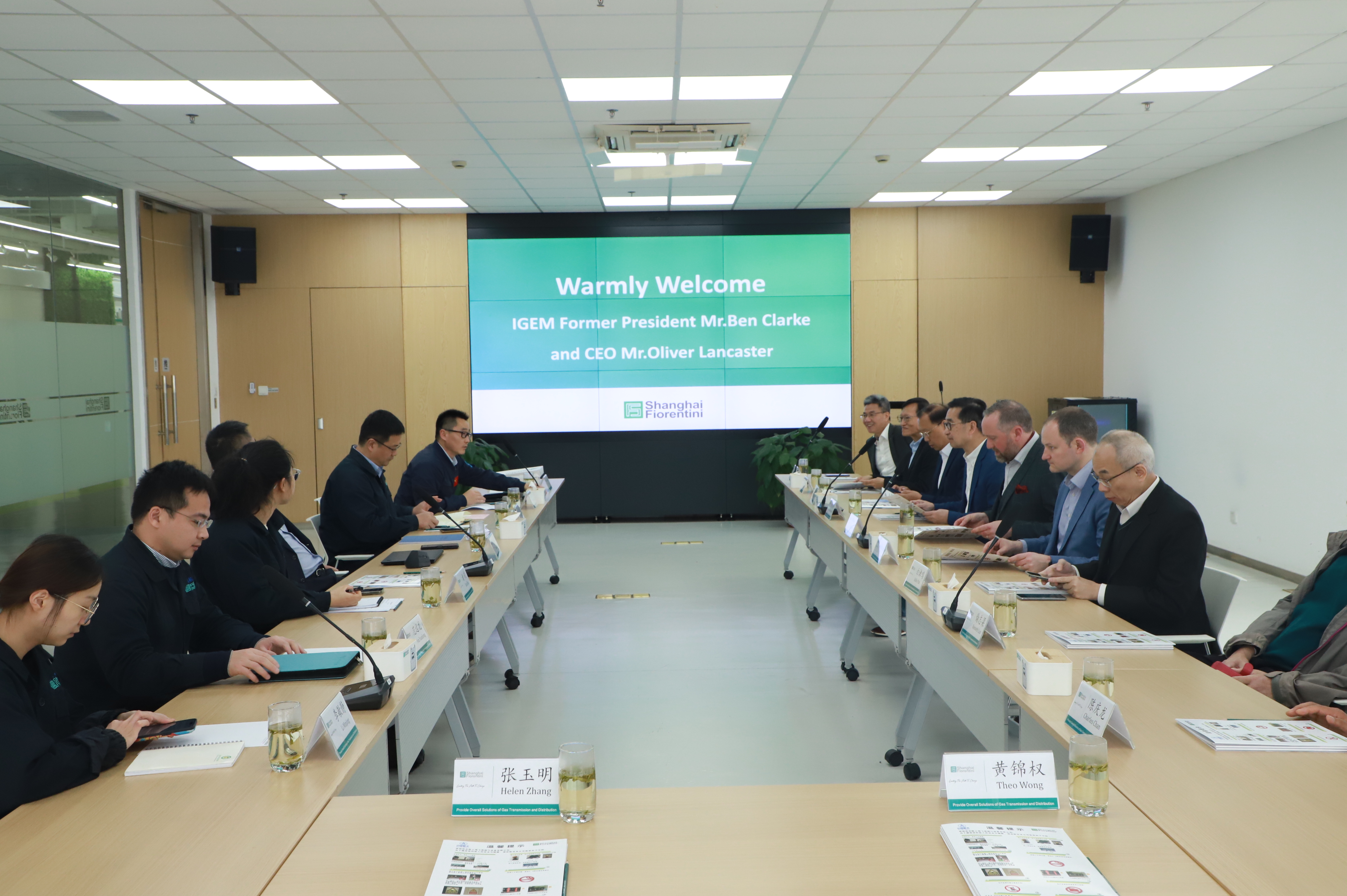 英国燃气专业学会IGEM会长Mr.Ben Clarke到访上海飞奥 - 新闻中心 - 上海飞奥燃气设备有限公司